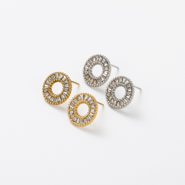 Boucles d'Oreilles Puces Anneau de Strass avec Détail Millegrain 