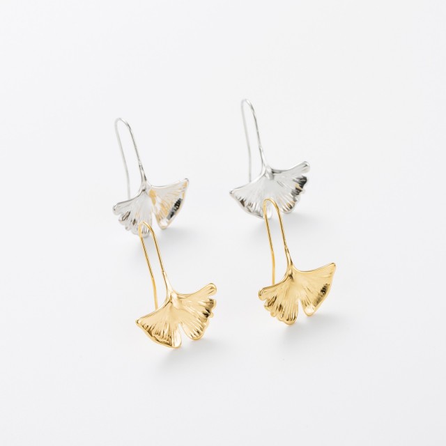 Small Ginkgo Leaves Pendant Earrings Color:Gold
