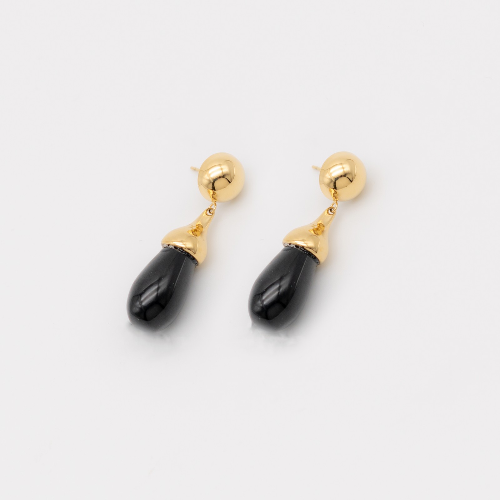 Color Drop Earrings Color:Black