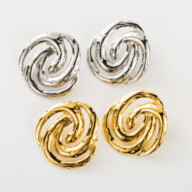 Dotted Hammering Swirl Earrings 